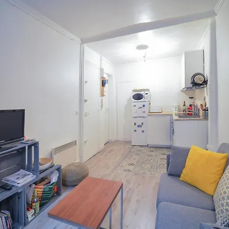 Charming Cozy Near Gare De L'est *
